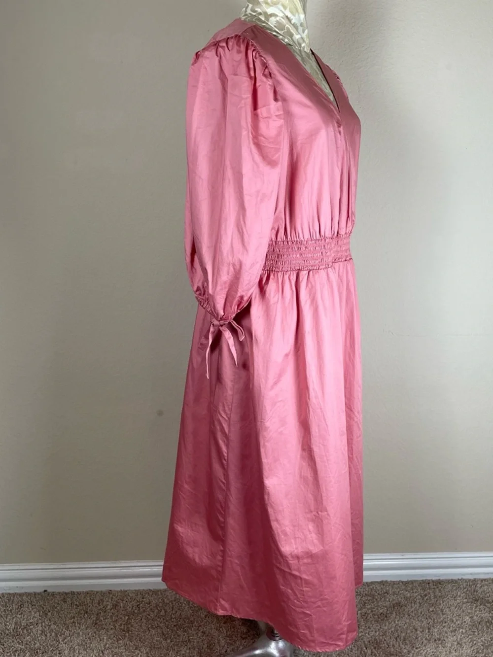 Women’s Pink Summer Casual Midi Dress V-Neck Smocked Beach Vacation Style Sz 18